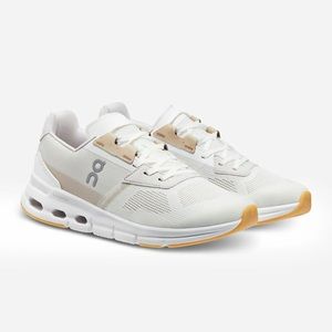 ON cloud running Clouddrift nudged white sand side 7.